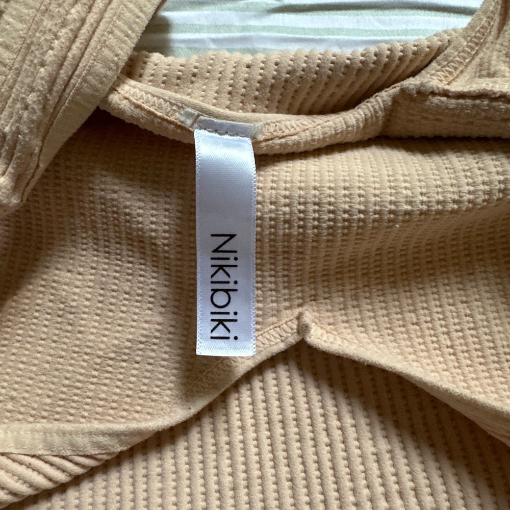 Nikibiki tank top